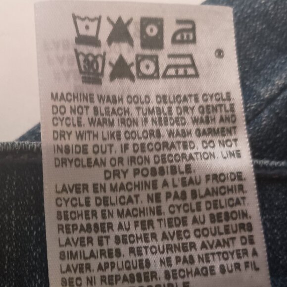 Levi’s Western Medium Wash Denim 10" Inseam Shorts Women’s Size 12 - Picture 10 of 16